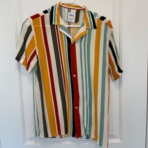 Short sleeve fashion button up